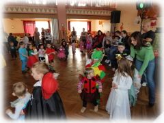 Tradin dtsk karneval 2014 v KD Bohuov