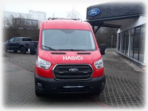 Pevzeti novho zsahovho automobilu Ford Transit kombi 350 Trend v Trutnov (2020)