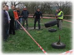 Bohuovsk traktorida 2013  ze soute v hodu pneumatikou na cl