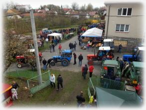 Bohuovsk traktorida 2016  prostranstv okolo kulturnho domu